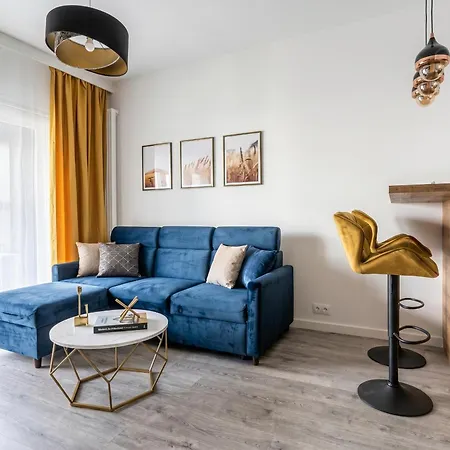 Urban - Mennica - Great Location&323 شقة