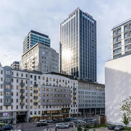 Urban - Mennica - Great Location&323 شقة *